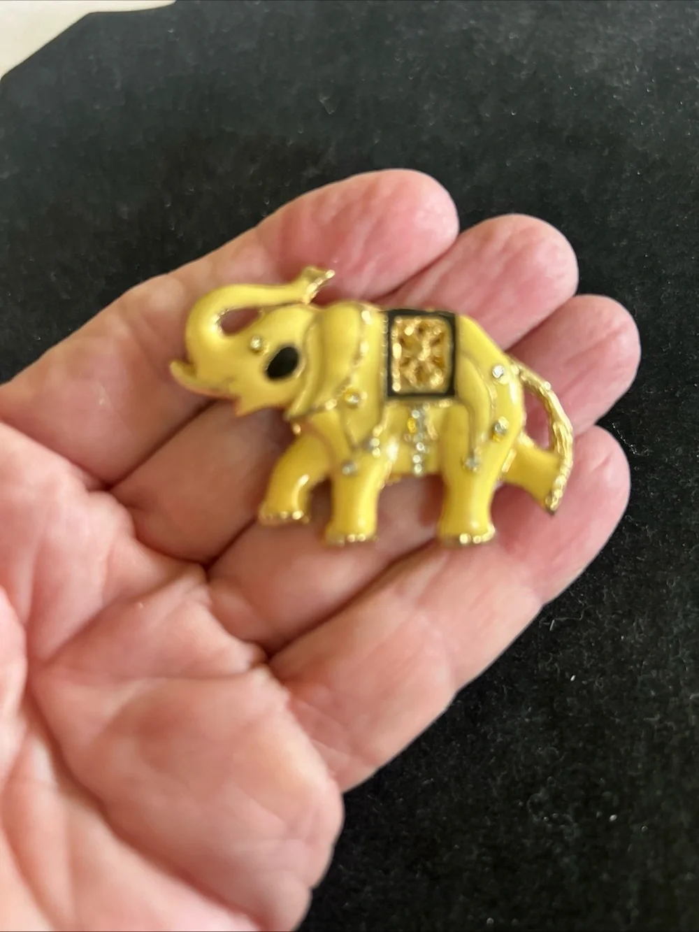 Gold Tone Vintage Elephant yellow Enamel Brooch- Decorative Women's Brooch